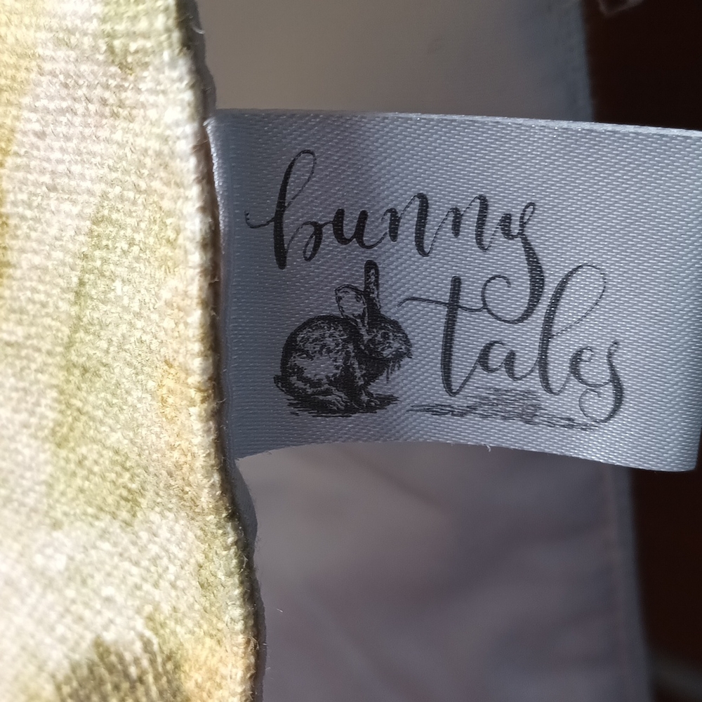 Bunny Tales Easter Rabbit table runner - Picture 3 of 7